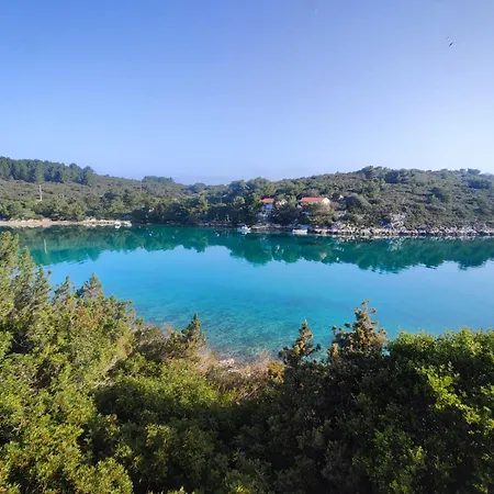 Appartement Perina Haven - Island Vis Beachfront