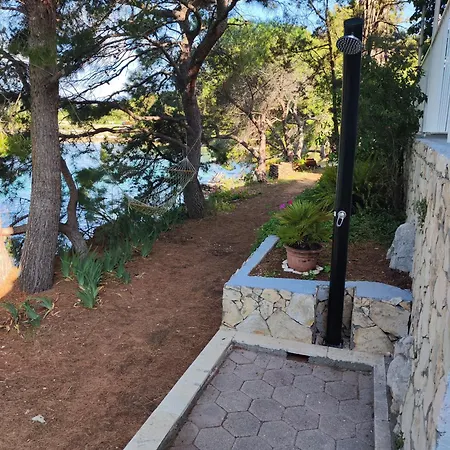 Perina Haven - Island Vis Beachfront * Rogacic