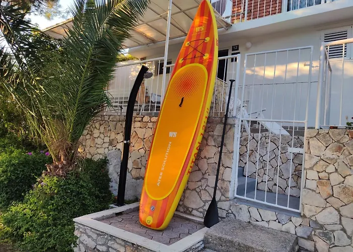 Perina Haven - Island Vis Beachfront