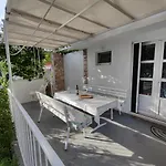 Apartment Perina Haven - Island Vis Beachfront *