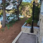 Perina Haven - Island Vis Beachfront * Rogacic