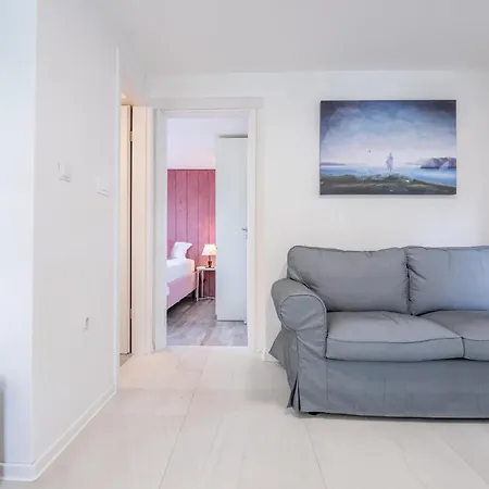 Lejlighed Perina Haven - Island Vis Beachfront Rogacic